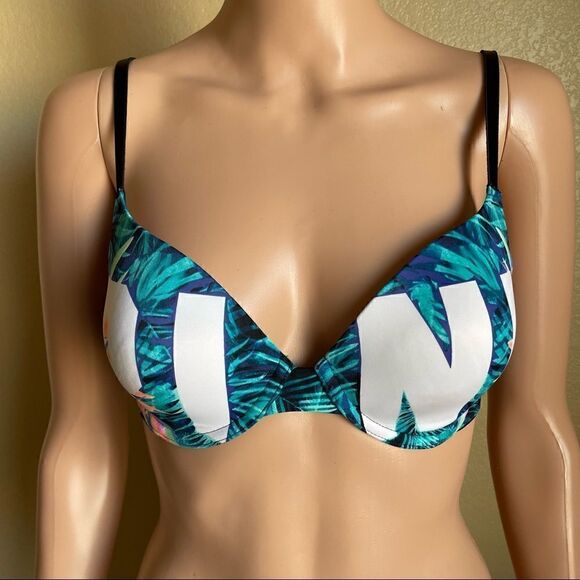 PINK Victoria’s Secret Wear Everywhere T-Shirt Bra Size 32D Tropical Leaf Print - Picture 1 of 10